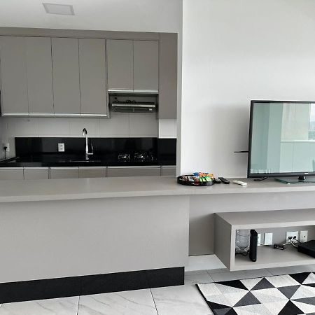 Apartamento Na Faria Lima E Condominio De Luxo Em Pinheiros サンパウロ エクステリア 写真